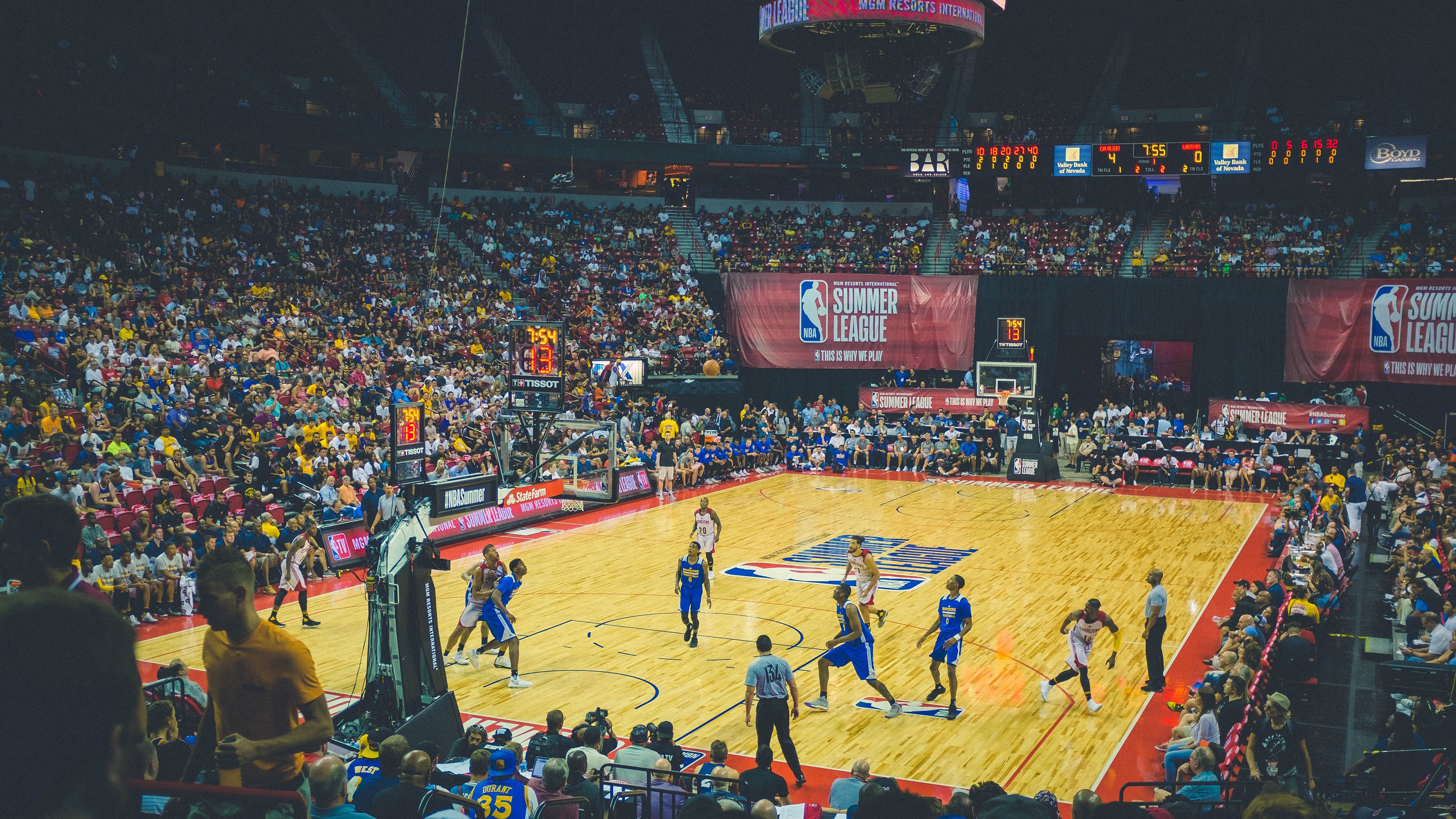 武切维奇爆发助辽宁队轻取北京队，内线统治力成取胜关键