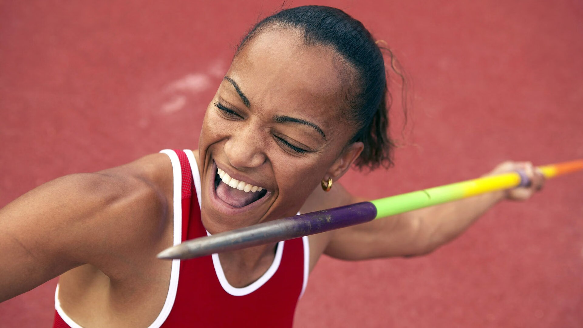 掘金末节带走快船,哈登在世界排名争夺战中接管比赛